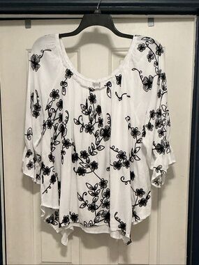Cato White Tunic Top with Black Floral Embroidery